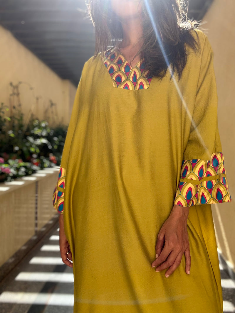 Tawoos Kaftan Dress